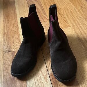 NEW Calpierre Chocolate Brown Suede Ankle Boots size 6